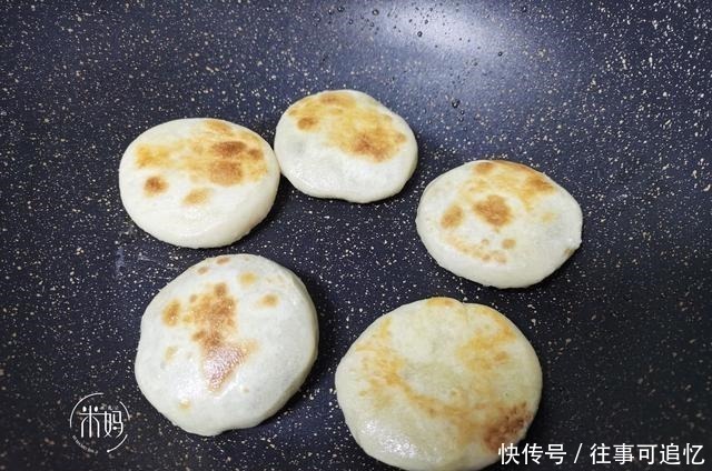 味道棒|这饼我家三天两头做一回，外酥里糯，甜味悠长，老人孩子都爱吃