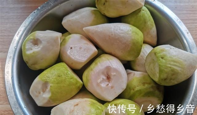 深秋,东北人家必备6种腌菜,教你老式做法,冬季餐桌离不了!