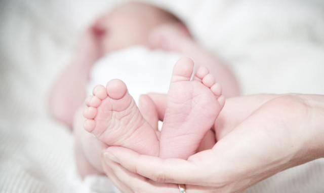 姐姐|我不是他妈，我是他姐姐，这个时间生二胎伤身体还被埋怨