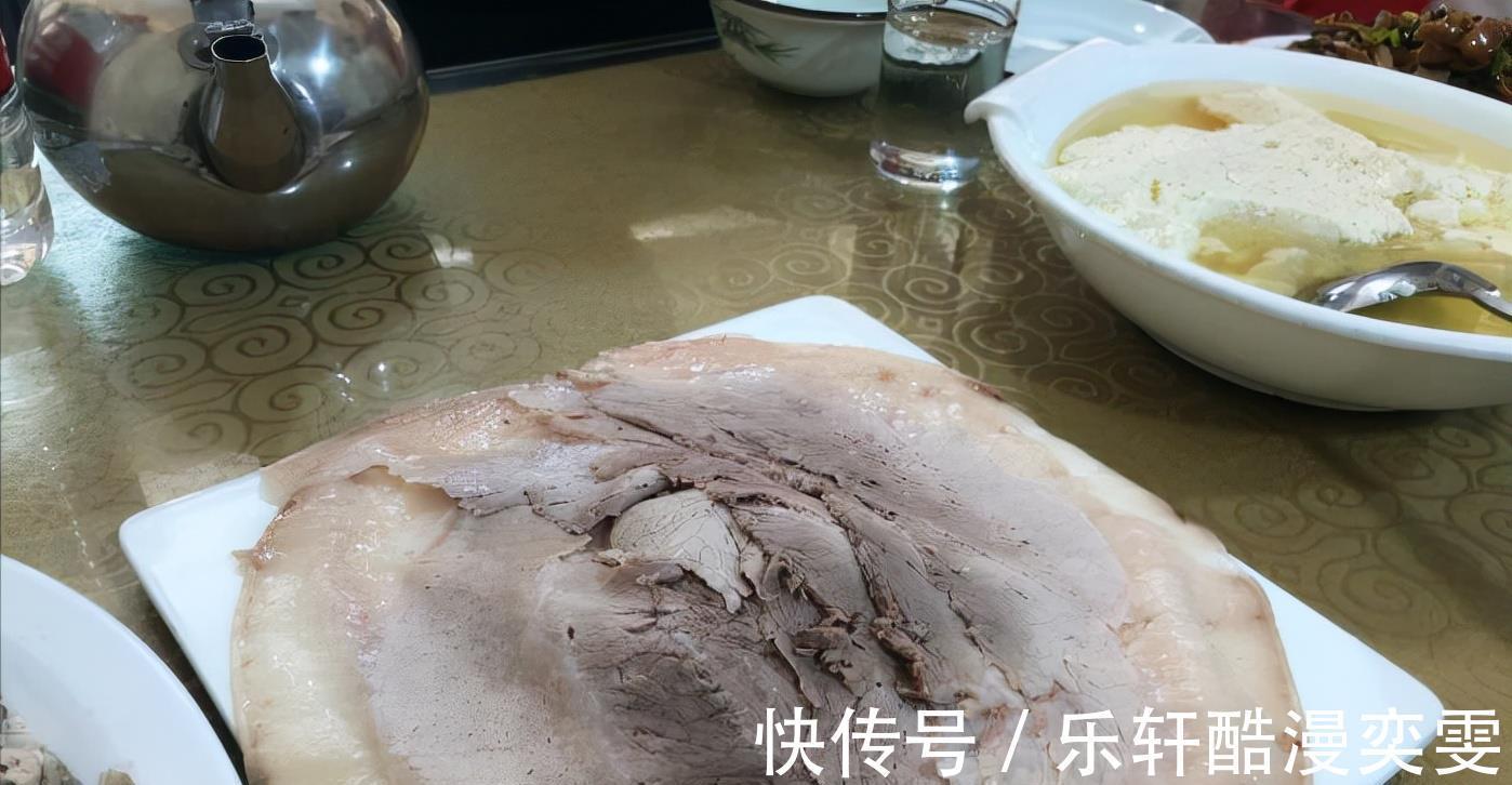 四川|四川古镇上的非遗小吃，48元一份全是肉，来吃的全是外地人