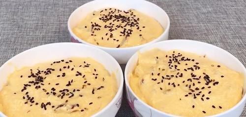 冬天不吃肉也要做它来吃,一搅一蒸,暄软香甜,常吃胃口好少感冒