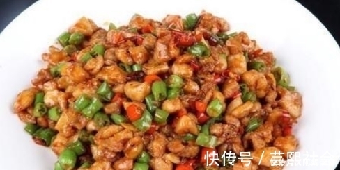 红小米椒|饭桌必不可少的几道家常菜，适合忙碌的上班族，试试会让大家满意
