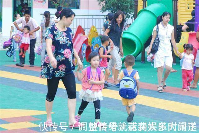 家境|孩子穿名牌上幼儿园,交学费时父母却面露难色,老师别再装了