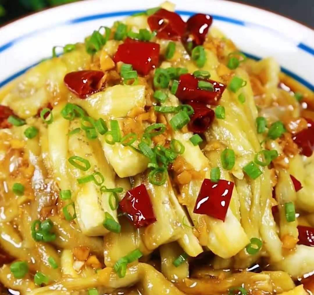 茄汁大虾|美食推荐：茄汁大虾，红烧鸡爪，糖醋莲藕，蒜苔炒土豆做法