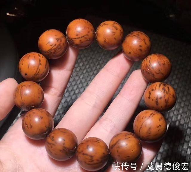 耐盘耐汗随便戴,这几种容易包浆的串您有?