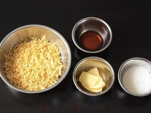  玲珑|自制玲珑绿豆糕，一口一个，软糯香甜，实在美味！