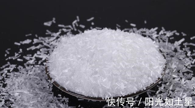 饺子料|许多人不知道鸡精和味精谁好实际区别还挺大,知道后别放错了!