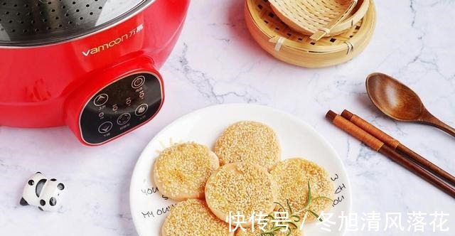 面饼|香甜软糯的红薯芝麻煎饼,好吃可口,美味健康!