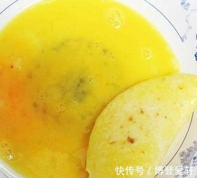 脆皮冰淇淋|把雪糕仍进油锅里半分钟，捞出来儿子忍不住吃了一大盘！