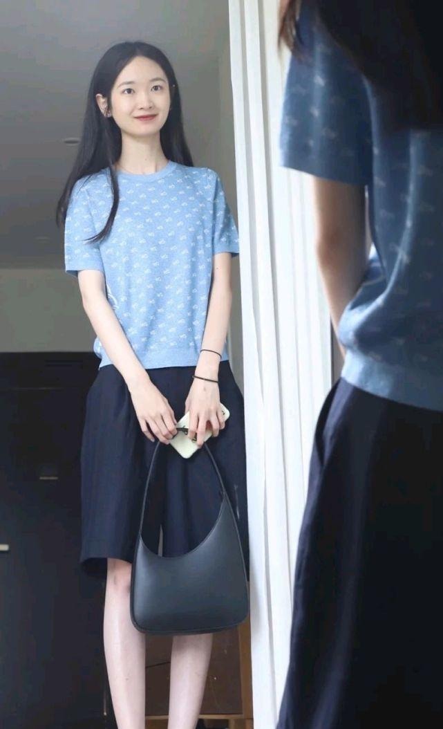 半截裤|只要穿对了,简约的穿搭风格也很撩人,既时髦又有气质