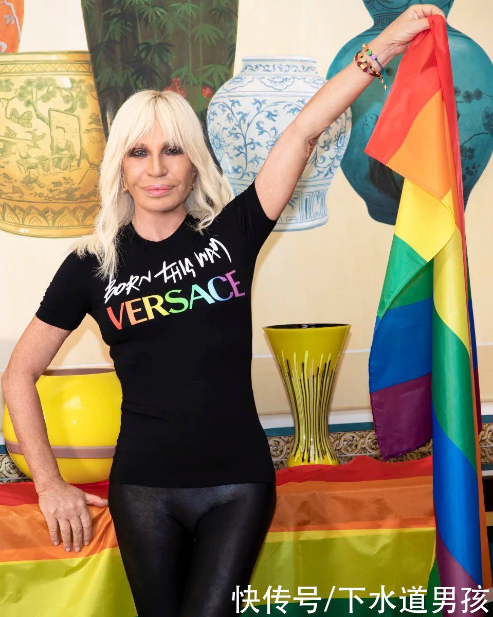 意大利|意大利时尚品牌范思哲VERSACE 跟Lady Gaga 联合发布了联名系列