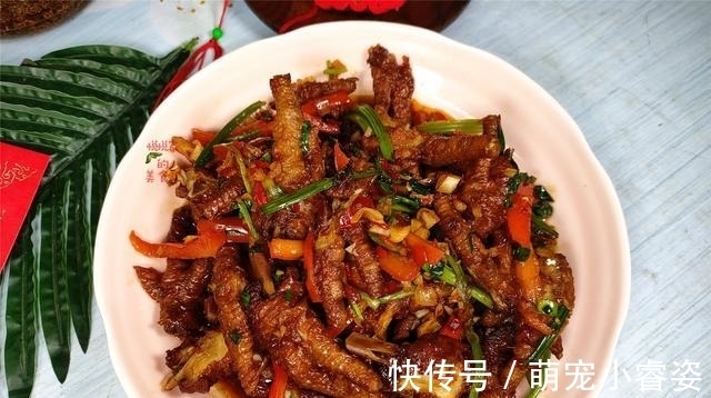 年夜饭|晒晒我家的年夜饭,4小时做12道菜,上桌后怀疑自己是“饲养员”