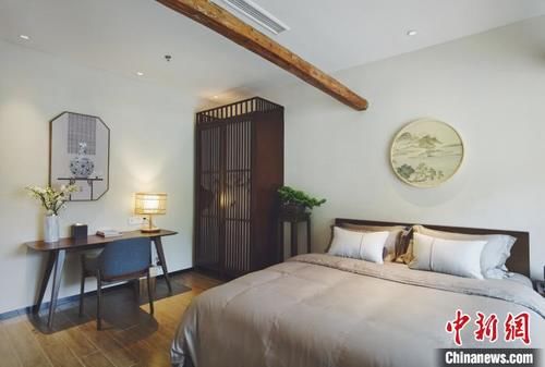 老屋变民宿 贵州山民春节“不打烊”