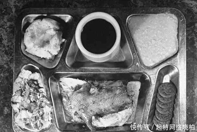 海军|待遇差别巨大的日本海陆部队，一个食不果腹，一个大鱼大肉