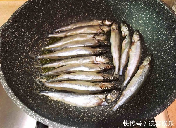 煎鱼时，热油下锅还是凉油？许多人弄错，难怪鱼肉又老又腥不好吃