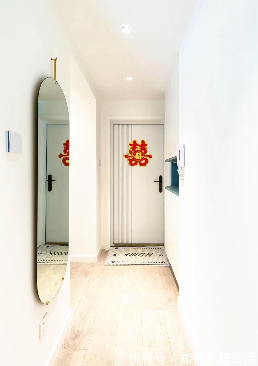 吧台|80㎡奇葩两房半户型，餐厨融合打造吧台当餐桌，主卧挤出衣帽间
