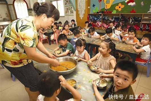 营养成分|这些年来，你养娃的方式都正确吗喂辅食切记“4不”，经验所得