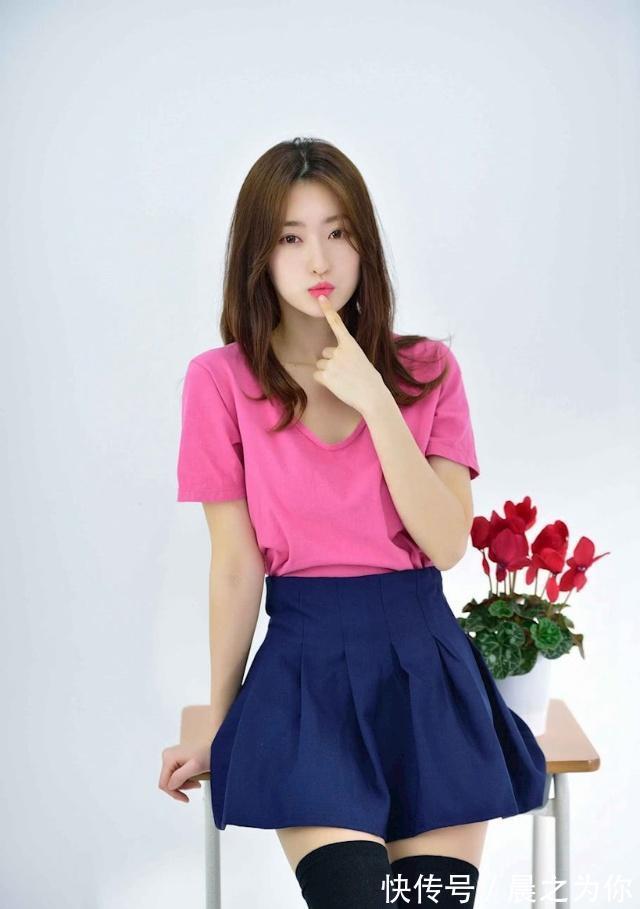 |搞笑GIF图:小哥的技术不错,不但能玩还能清理雪