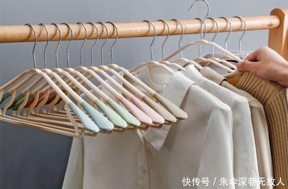 PP|干湿两用宽肩无痕晾衣架,PP材质结实又耐用,承重性强还防滑落