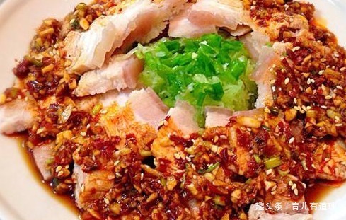 香味浓郁做法简单，独特的料汁，比饭店的还要好吃，我家每天都做