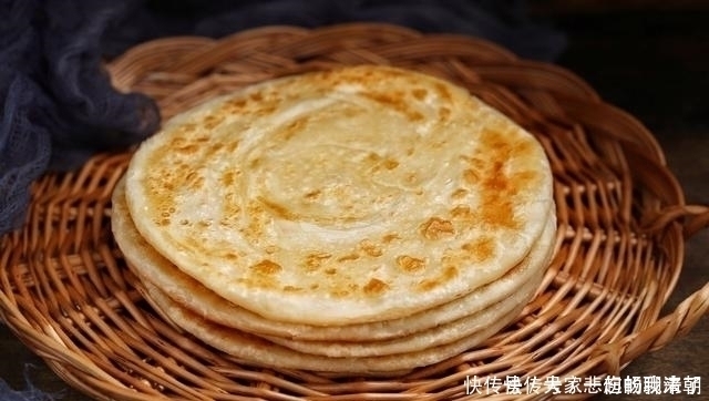 剂子|家常烙饼做法,外酥内软又筋道,比油条健康,学会可以出门摆摊了