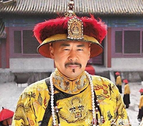 孩子|偷菜抓鸟熊孩子,在家常被妹子打,最后却成了一代圣君