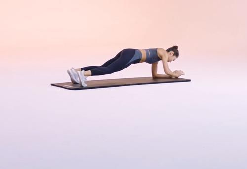 ig|有着90-58-90比例的她，凭借这肌肉身材，收获千万粉丝