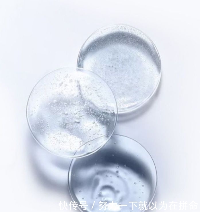 尴尬|中国“尴尬洗面奶”, 堆满超市无人问津, 网友: 仅7次黑头闭口没了