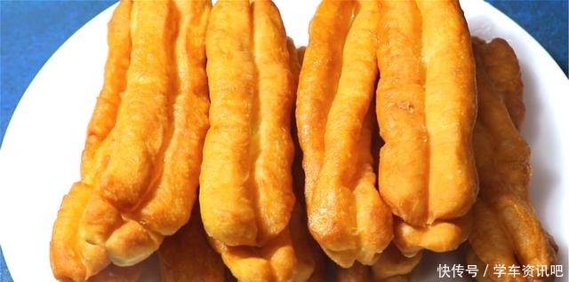 教你在家就能做的油条，口感松脆有韧性，健康又好吃，步骤简单！