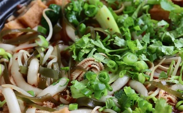 豆腐皮|砂锅土豆粉怎样做才好吃?原来这样做更营养,一次做一大锅不够吃