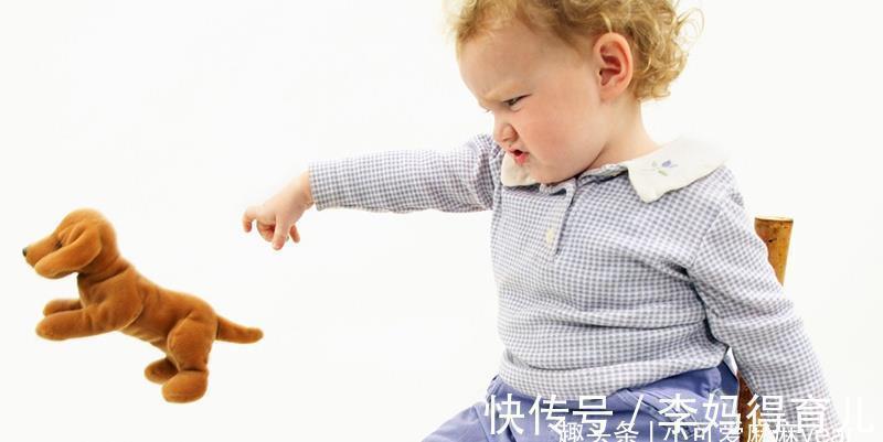 幼年时期|孩子有这些“烦人”的行为，说明大脑发育得好，家长别盲目阻止