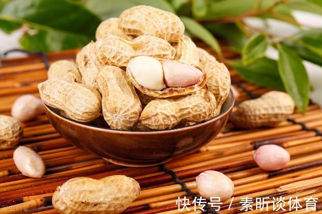 赘肉|减肥不能吃花生？营养师提醒：若不想腰上长赘肉，少吃这5种食物