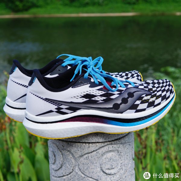 真·畅|跑鞋评测 篇四:真·畅跑云端:Saucony索康尼 Endorphin Pro啡鹏2上脚体验