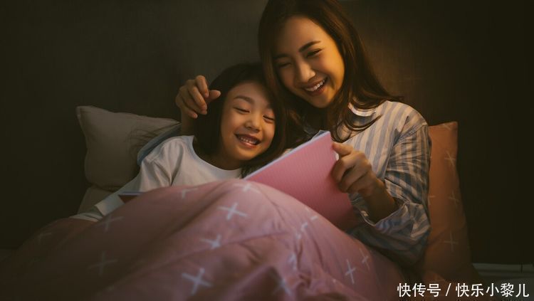 睡觉姿势|孩子的睡觉姿势，往往是在释放健康状态，父母你读懂了吗