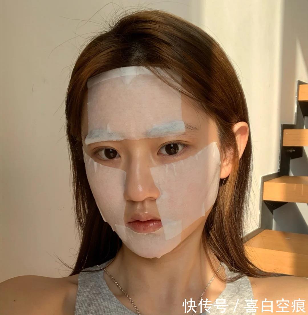 女生晚上坚持做这些事，皮肤越来越细腻光滑，适合懒人姐妹