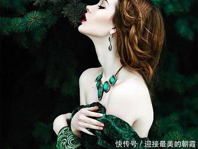 元气满满|看起来“高级”的女人一般有3个特征,越老越美,一般人学不来