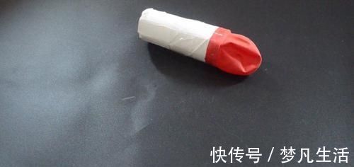 卷纸筒上套个气球太实用了, 能帮家里省下不少钱, 看完赶紧去试试