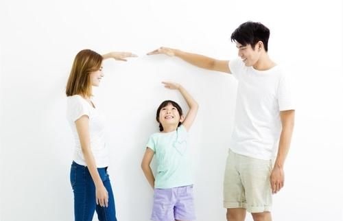 孩子|孩子个矮别总赖遗传,想让娃的身高蹿一蹿,后天的养娃方法是关键
