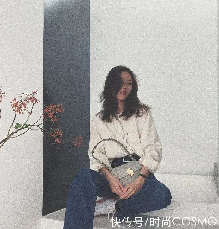 设计师刘雯再上线，这次实穿性5颗星|时髦办 |女生一定要知道的高级感香水，你懂的\＂,\＂i10\＂:\＂美人计