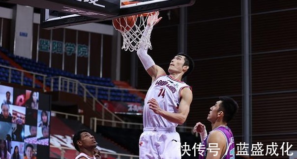 方君磊|选秀状元郭凯出身赛艇世家去打篮球,从“水货状元”到签下顶薪!