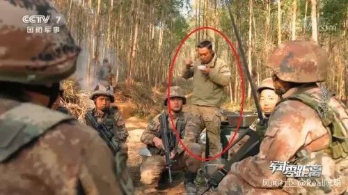 野外怎么了？野外也要有紅燒肉，也要……炒糖色！