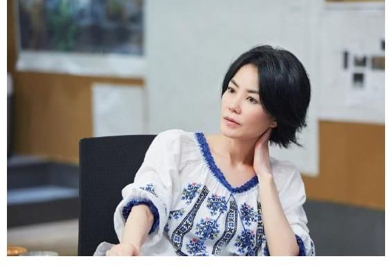 王菲|41岁的谢霆锋太自律!为保持身材严格控制饮食,疑似因王菲学做饭