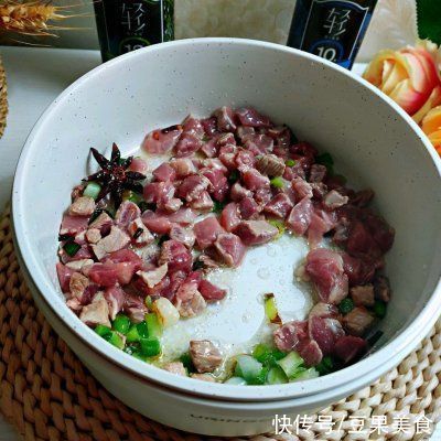 告诉你3个诀窍，在家也能做出五彩牛肉丁