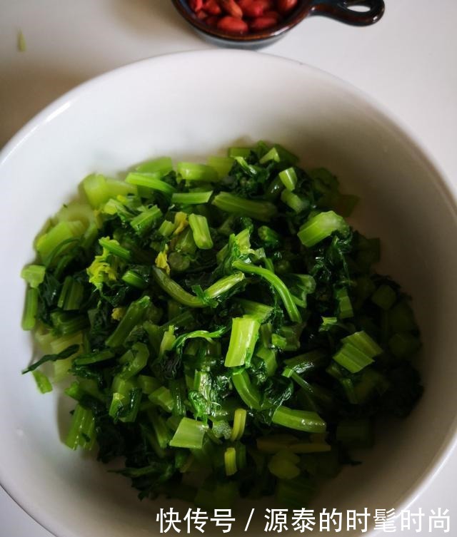 核桃不是最补脑的!它才是“补脑冠军”,家家厨房里都有,快收藏