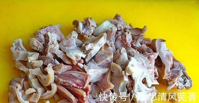 入秋后，我家爱吃这菜，2块1斤，维C含量比苹果高，炖一炖超美味！