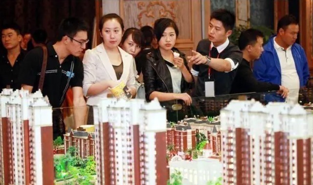 租房子|为何一过45岁,就不建议大家贷款买房内行给出分析,扎心又现实