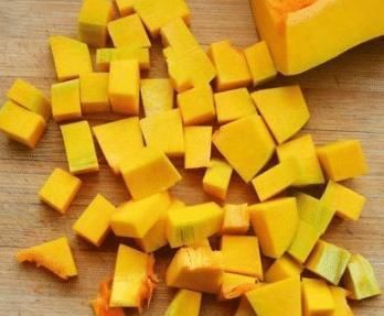 天冷要多喝小米粥,教你這個方法,香濃粘稠米油厚厚,營養滋補