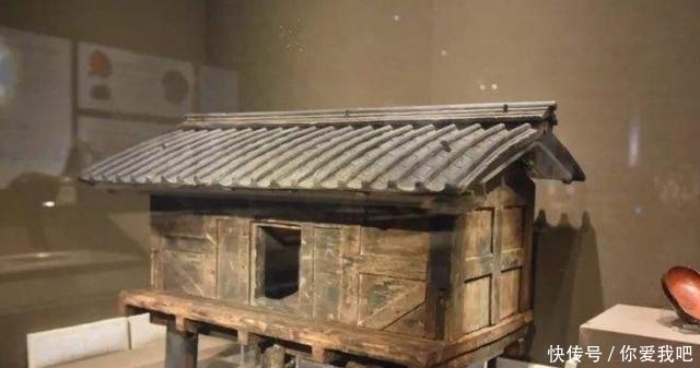 棺椁|专家共发现两具铜棺,人们为何不用青铜做棺材,让秦始皇给您回答