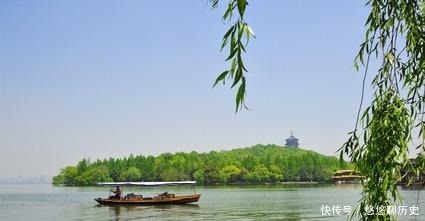  姜维|在我们身处人生顶峰时，就要学会顺流而下