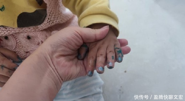 儿童彩妆，有毒！